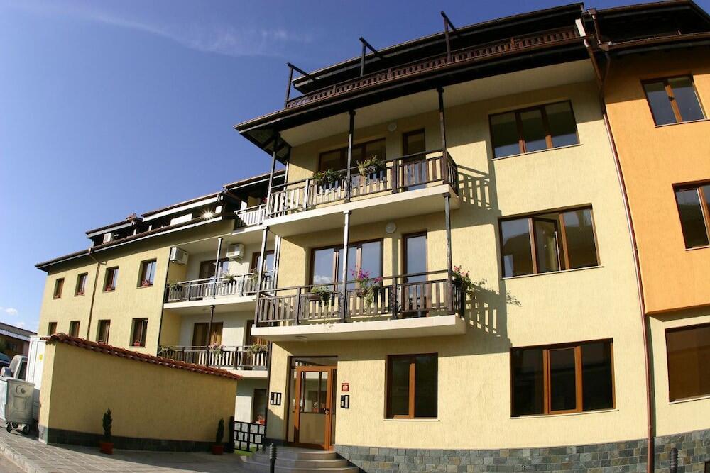 Foto del exterior de Hotel Mont Blanc