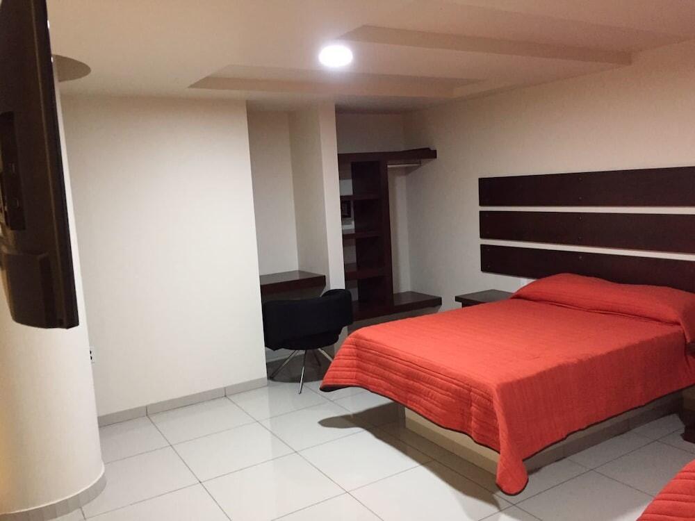 Photo – Hotel Inglés