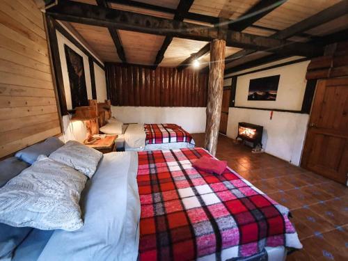 Foto de una habitación de Casas y chalets Mountain Cabin with Volcano Views