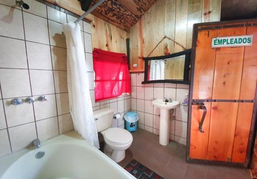 Foto de una habitación de Casas y chalets Mountain Cabin with Volcano Views