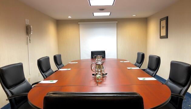 Foto de Hotel Holiday Inn Calgary Macleod Trail South