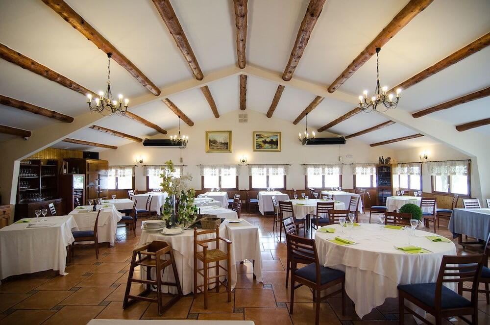 Foto de restauración de Delta Hotel