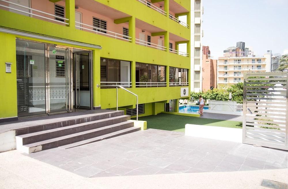 Foto del exterior de Apartamentos Now Benidorm