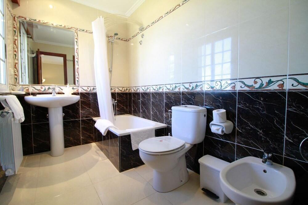 Bathroom – Casa Mariano