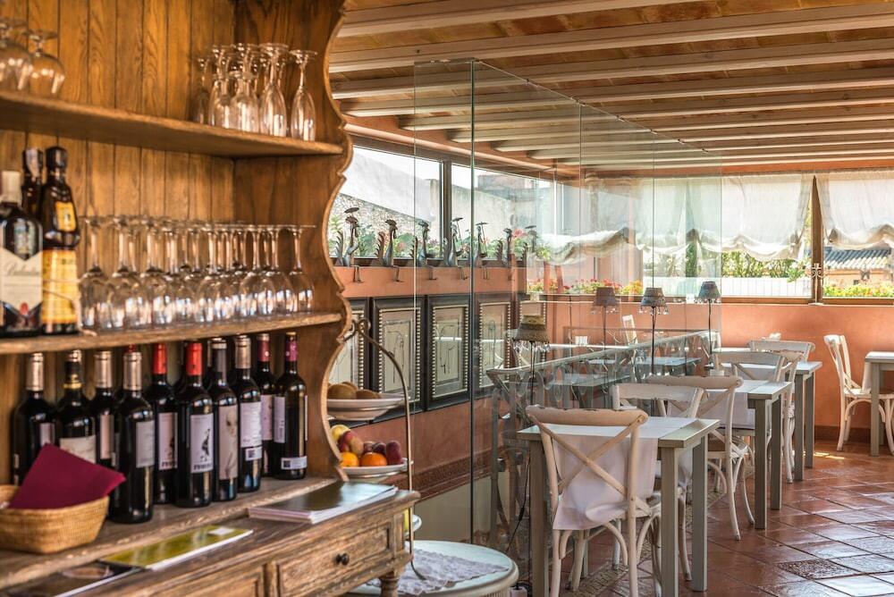 Foto de restauración de Hotel Sa Calma