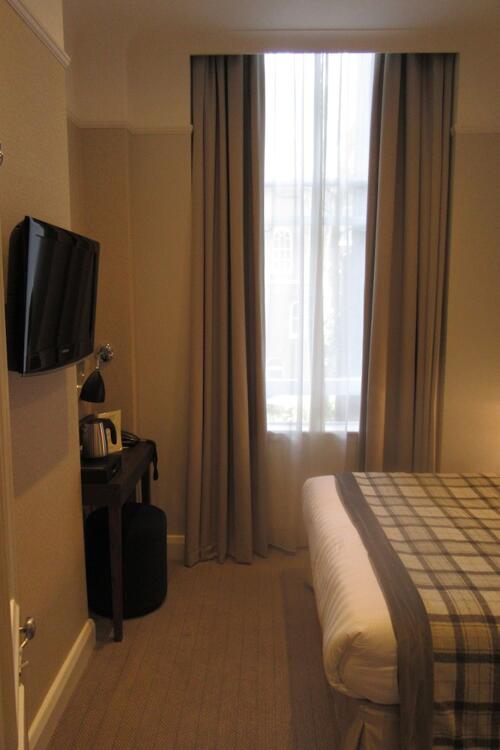 Foto de una habitación de Garden Court Hotel