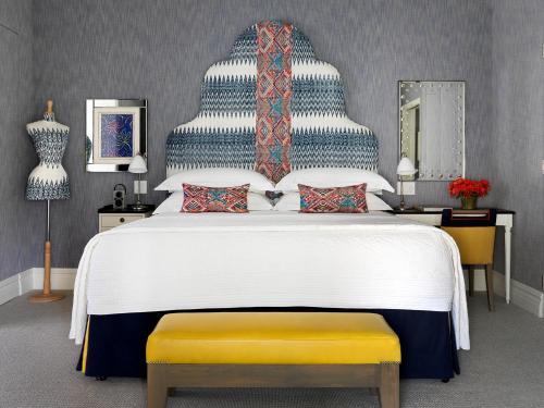 Foto de una habitación de The Whitby Hotel