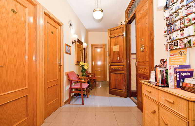 Foto general de Hostal Oporto