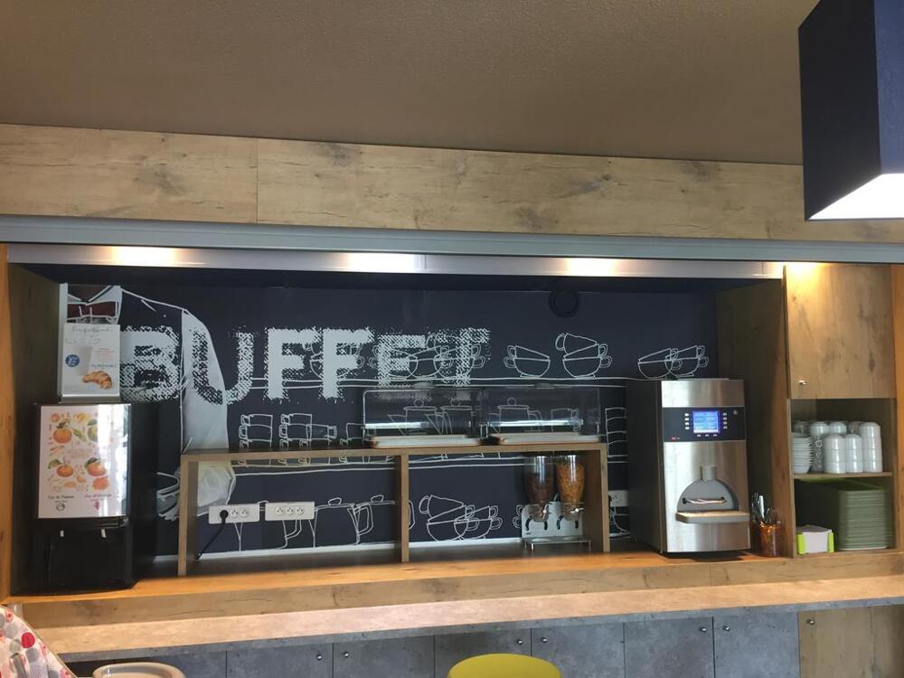 Foto de restauración de Hotel ibis budget Carcassonne La Cité