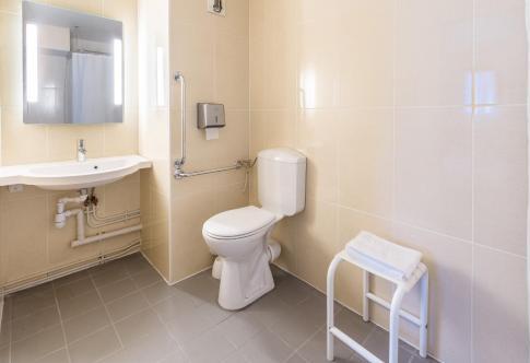 Foto del baño de B&amp;amp;B Hotel Bayonne
