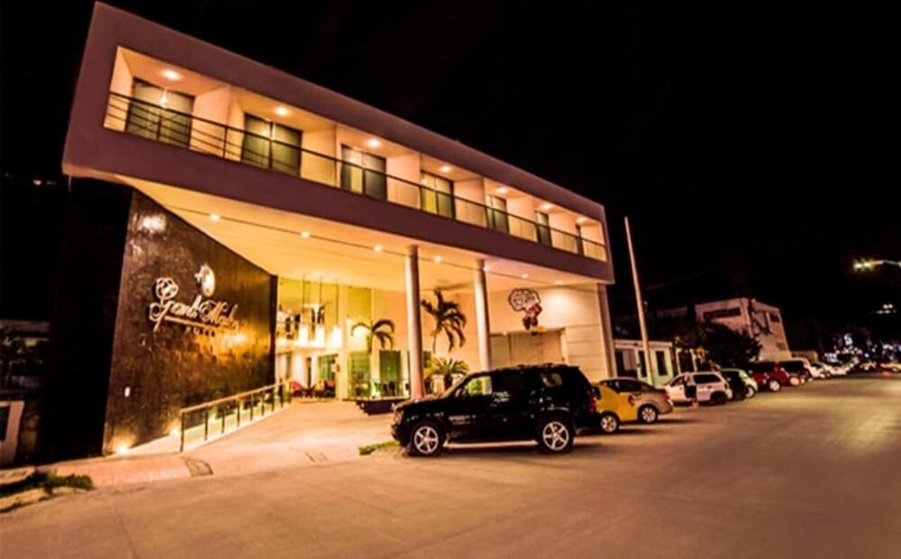 Foto del exterior de Hotel Grand Marlon