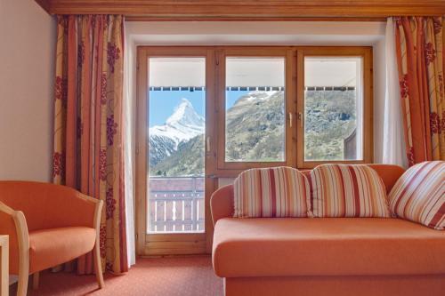 Room – Hotel Alpenroyal