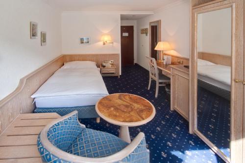 Room – Hotel Alpenroyal