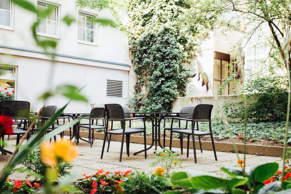 Foto del exterior de myNext - Sommerhotel Wieden