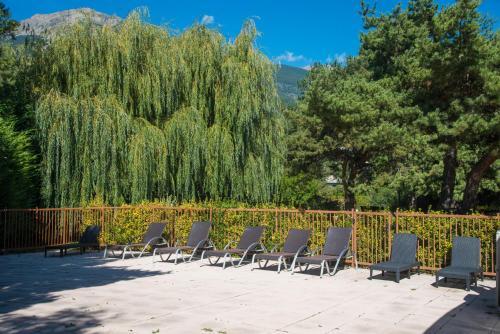 Foto general de Logis Hotel-Restaurant Spa Le Lac