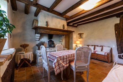 Foto de una habitación de Hotel Domaine de Bassilour