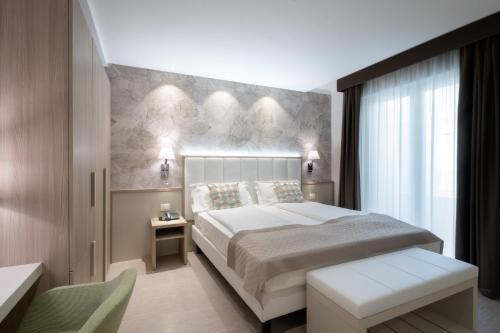 Foto de una habitación de International Beach Hotel