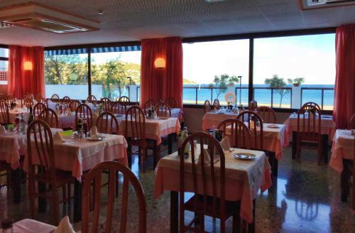 Foto de restauración de Hotel Marian Platja