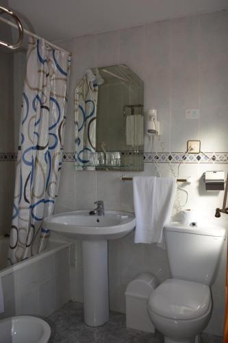 Foto del baño de Hostal Manolete