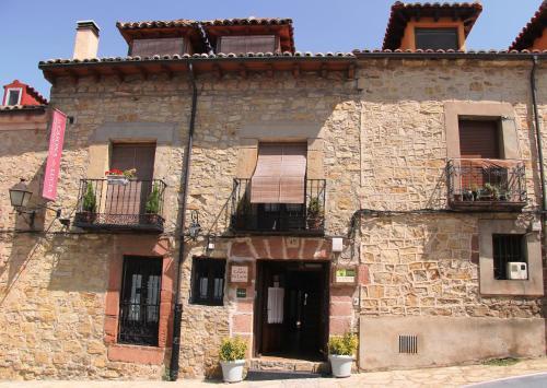 Foto del exterior de Casa Rural La Casona de Lucía