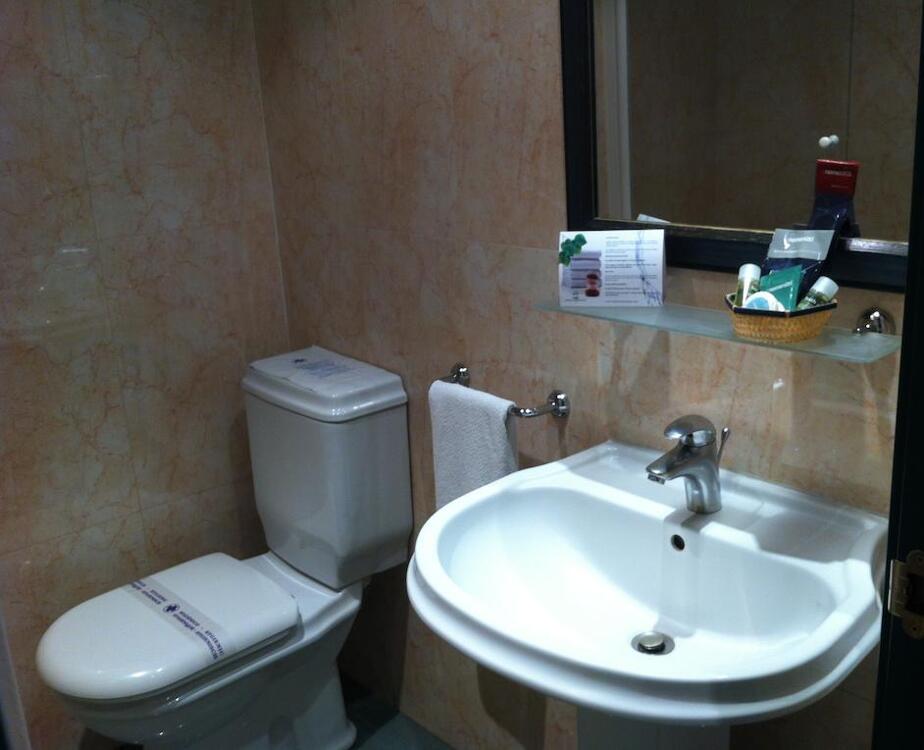 Foto del baño de Hotel Jardín de Aranjuez