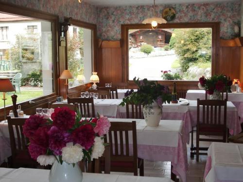 Foto de restauración de Hotel Bon-Séjour