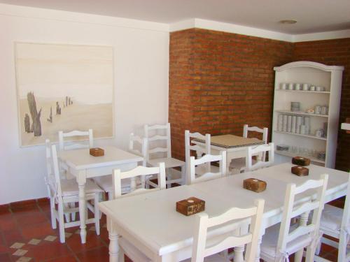 Foto de restauración de Los Tulipanes Apart de Mar