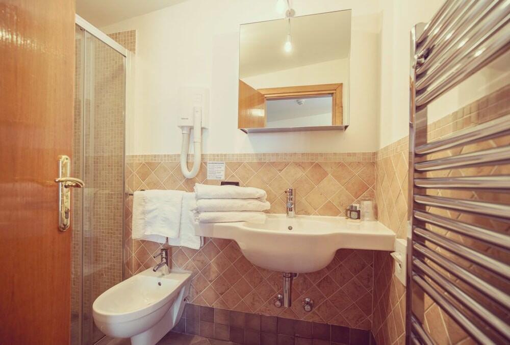 Foto del baño de Hotel Centrale