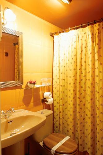 Foto del baño de Hotel Avenida Real