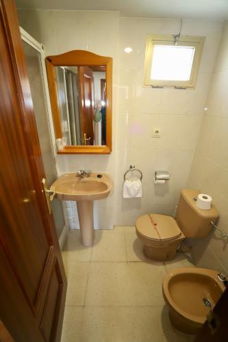 Foto del baño de Apartamentos Mariscal VII