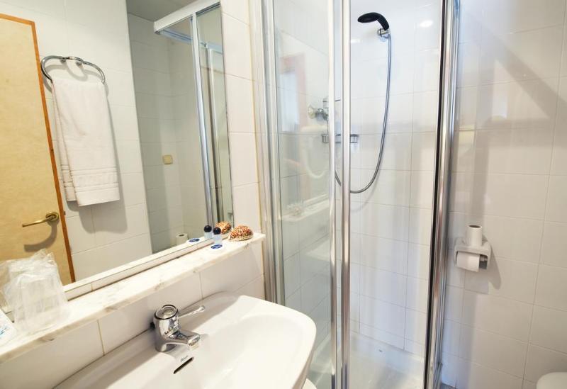 Foto del baño de Hotel Miramar Badalona