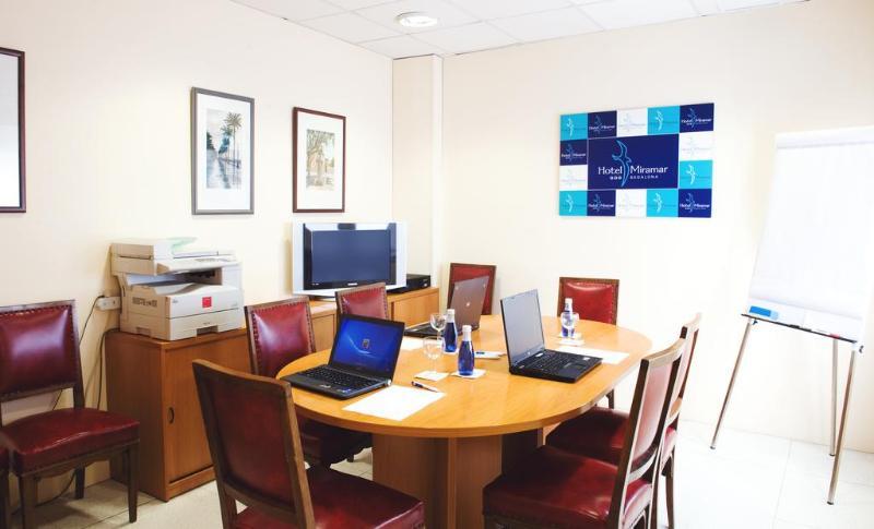 Foto de los servicios de Hotel Miramar Badalona