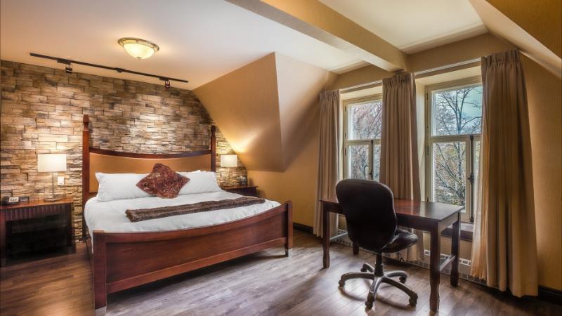 Hotel Chateau Bellevue, Quebec - Reserving