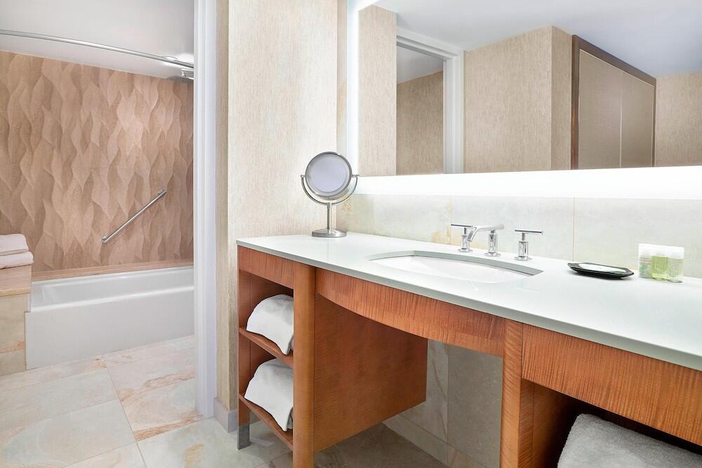 Foto del baño de Hotel The Westin Edmonton