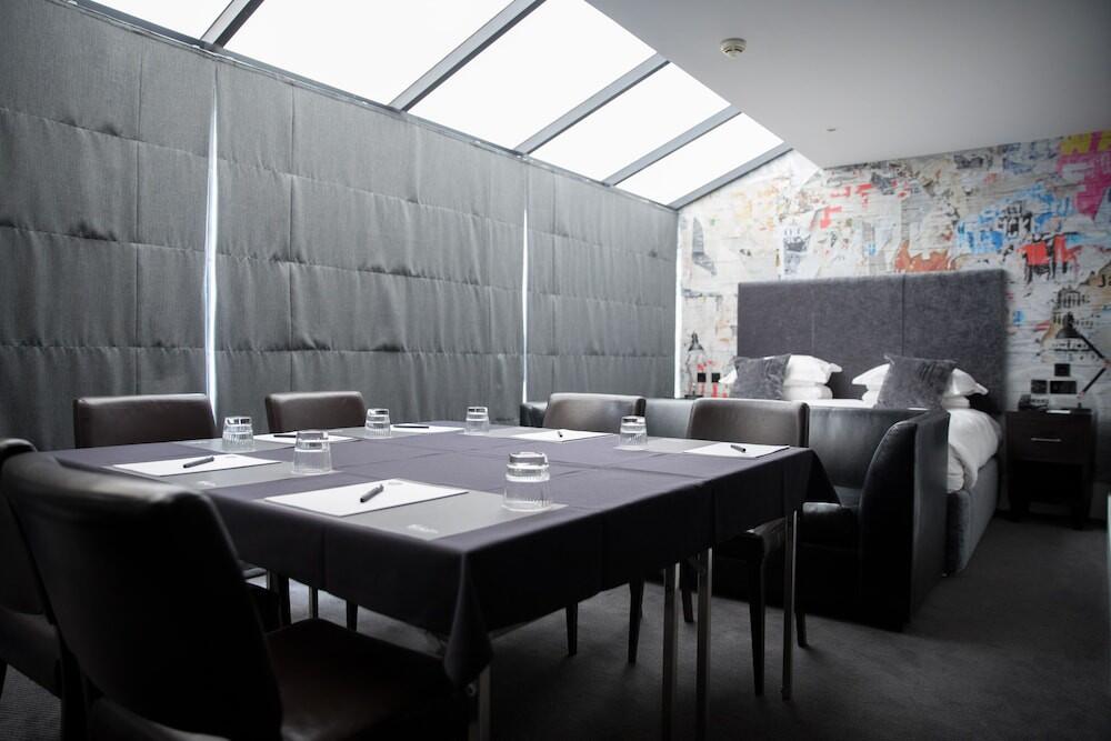 Foto de una habitación de Hotel Malmaison Reading