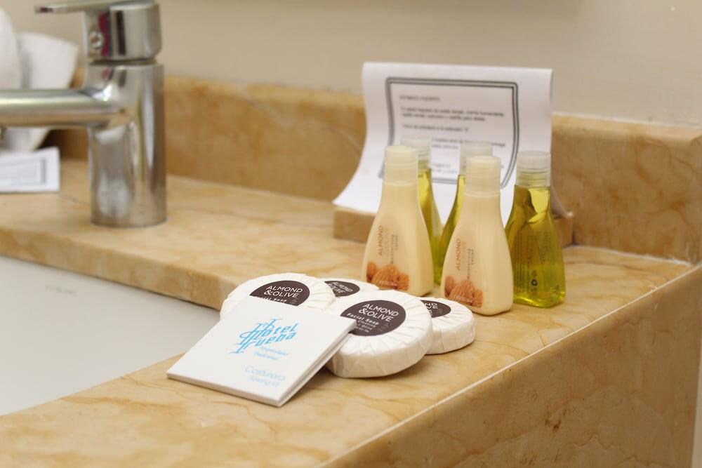 Foto del baño de HOTEL TRUEBA