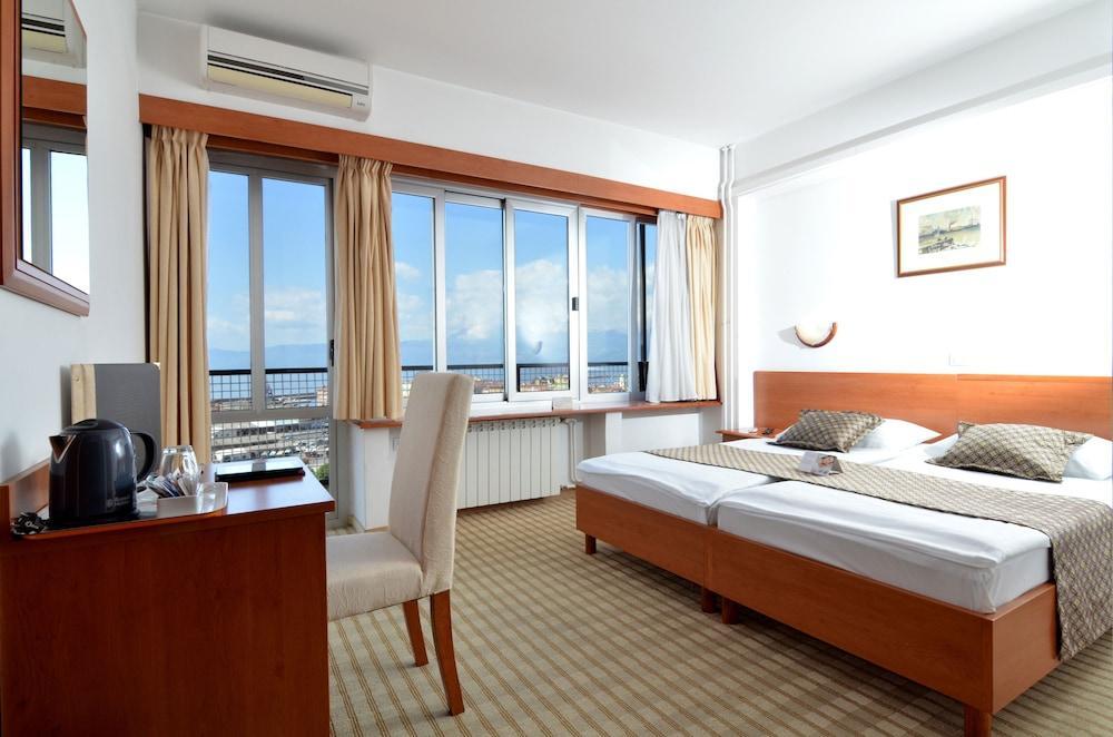 Foto de una habitación de Hotel Neboder
