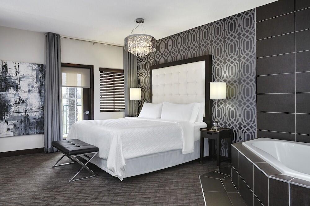 Foto de una habitación de Four Points by Sheraton Hotel &amp;amp; Suites Calgary West