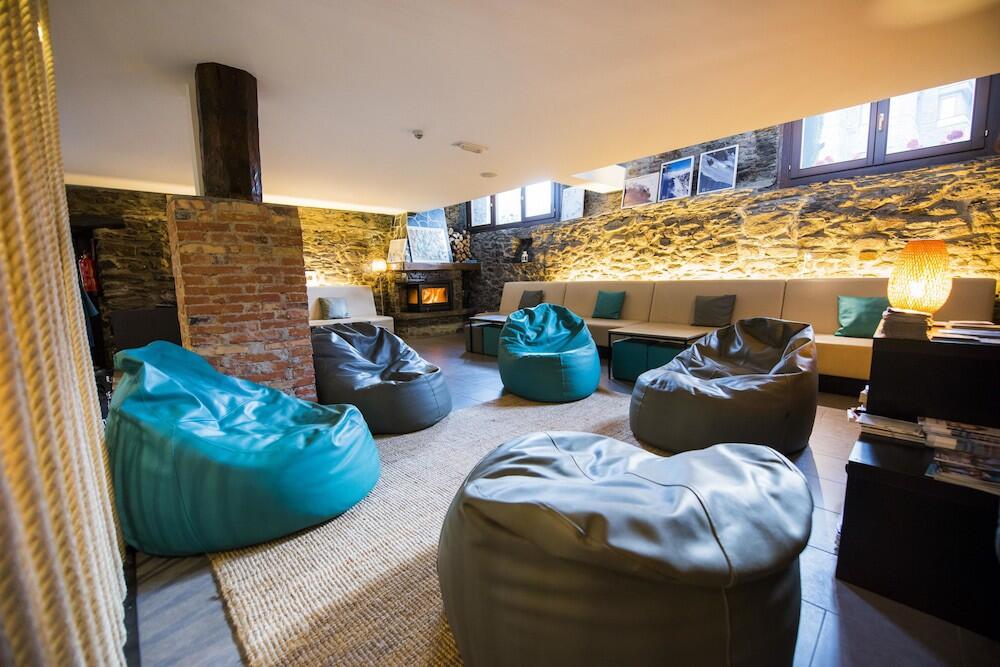 Foto de las zonas nobles de Mountain Hostel Tarter