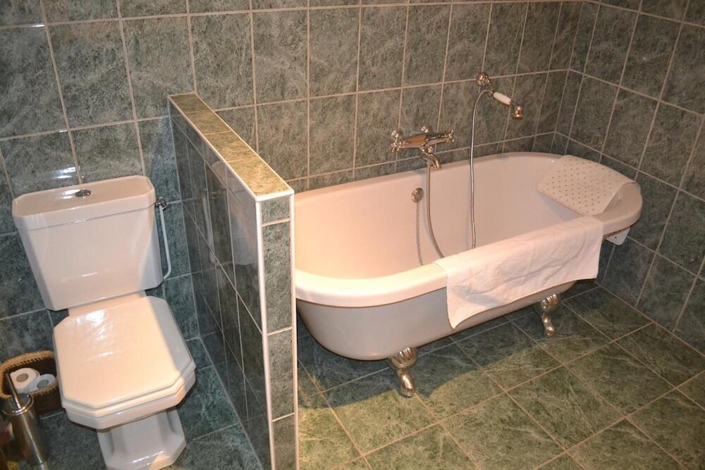 Foto del baño de Hôtel de France