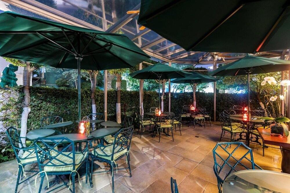 Foto del exterior de Hotel Beverly