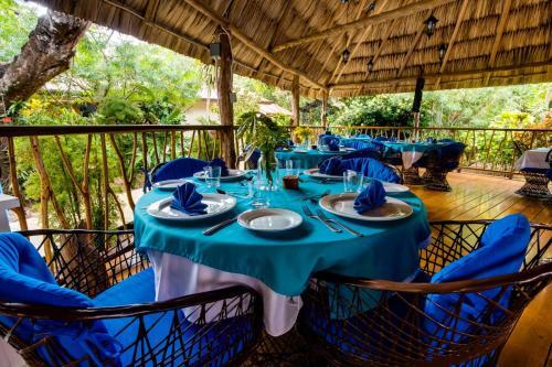 Foto de restauración de Hotel Mariposa Belize Beach Resort