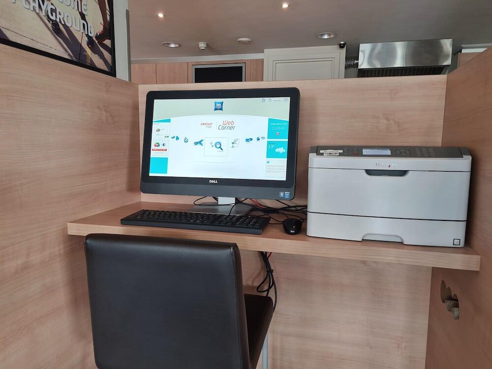 Foto general de Hotel ibis budget Amsterdam Airport