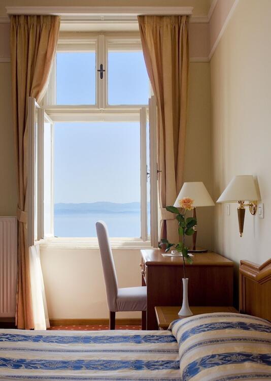 Foto de una habitación de Hotel Lovran