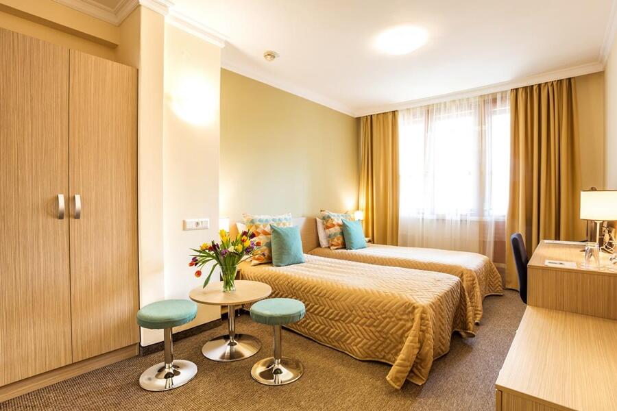 Foto de una habitación de Geneva Hotel