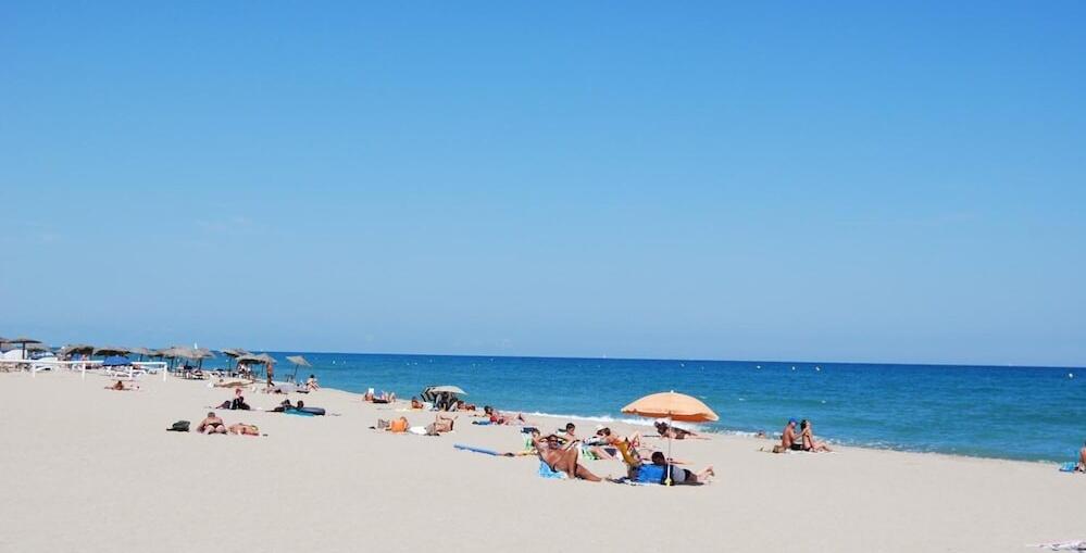 Foto del entorno de Lagrange Grand Bleu Vacances – Résidence Les Jardins de Neptune