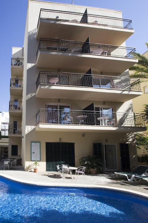 Foto del exterior de Hostal Bonany