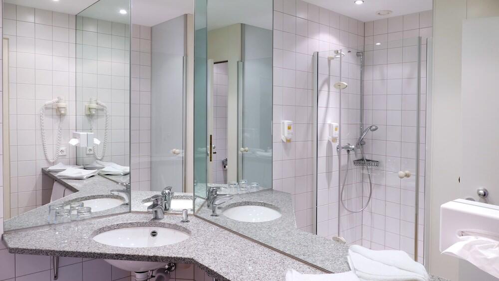 Foto del baño de Central Hotel Löwen