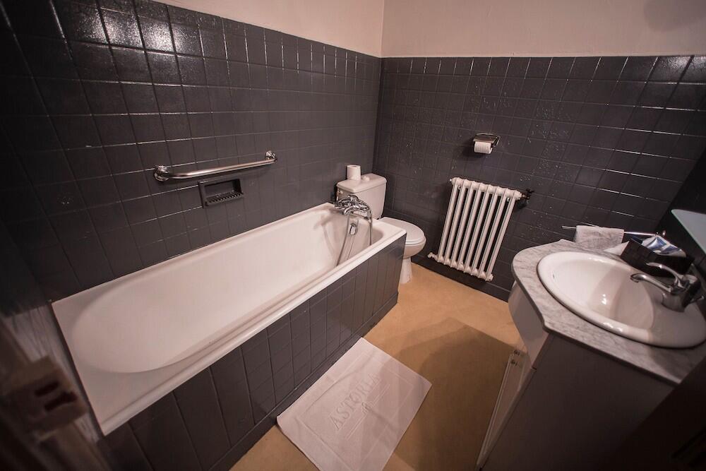 Foto del baño de Hotel Thermal