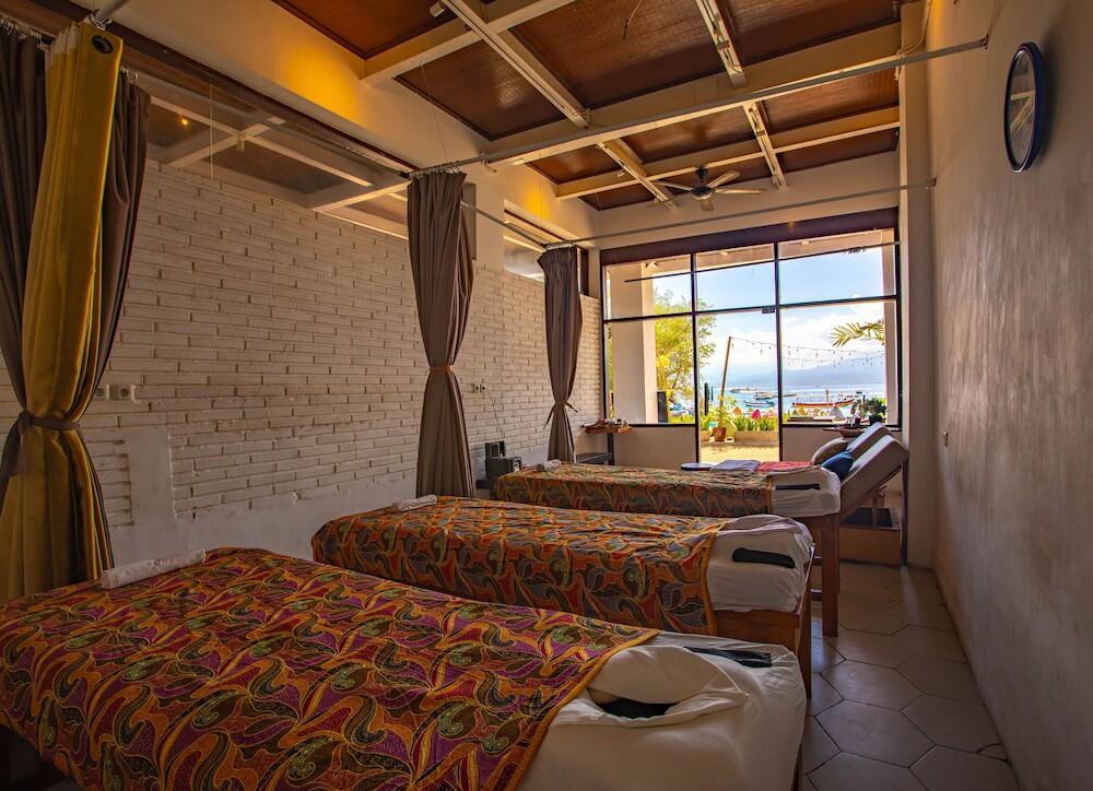 Foto de los servicios de Hotel Gili Sands Resort &amp;amp; Beach Club